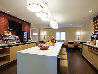 Mainstay Suites Charlotte - Executive Park 3*,