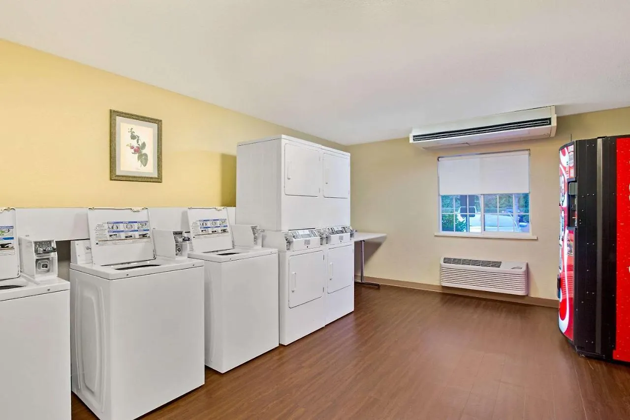 Mainstay Suites Charlotte - Executive Park 3*,
