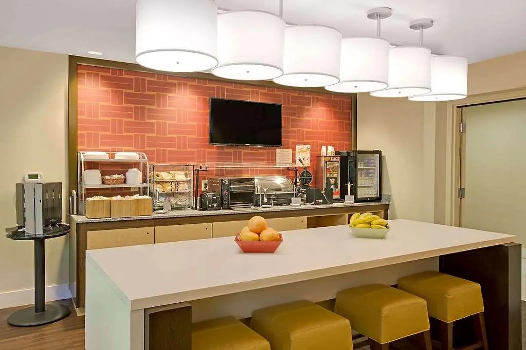 Отель Mainstay Suites Charlotte - Executive Park