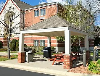 Mainstay Suites Charlotte - Executive Park Отель