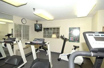 Mainstay Suites Charlotte - Executive Park Отель